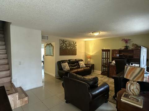 7424 NW 75th Street, Tamarac FL - photo 9 of 24