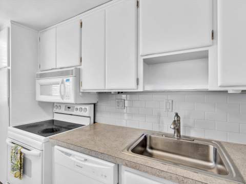 4500 S Ocean Boulevard #505, South Palm Beach FL - photo 24 of 40