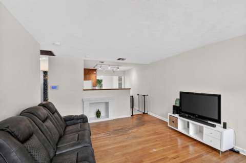4329 Kirk Road, Lake Worth FL - photo 11 of 89