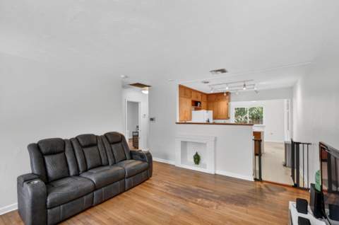 4329 Kirk Road, Lake Worth FL - photo 12 of 89