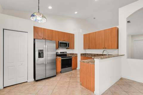 5961 Spanish River Road, Fort Pierce FL - photo 15 of 49
