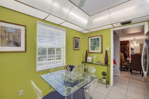 3900 Oaks Clubhouse Drive #410, Pompano Beach FL - photo 17 of 43