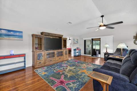 6456 Alemendra Street, Fort Pierce FL - photo 10 of 43