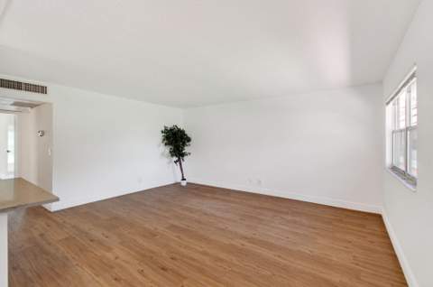 221 Waterford #J, Delray Beach FL - photo 19 of 54