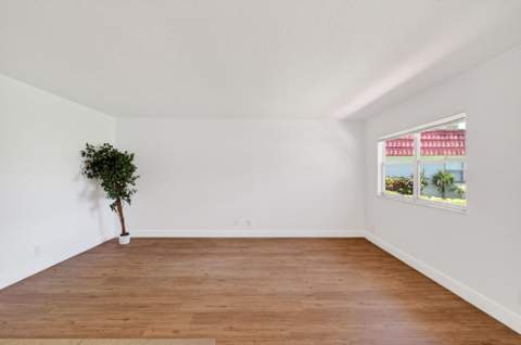 221 Waterford #J, Delray Beach FL - photo 20 of 54