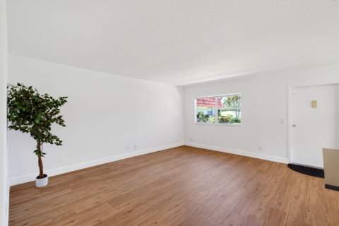 221 Waterford #J, Delray Beach FL - photo 21 of 54