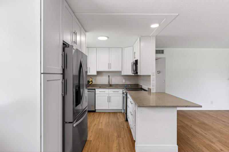 2 bedroom Villa at 221 Waterford #J, Kings Point, Delray Beach — photo 5
