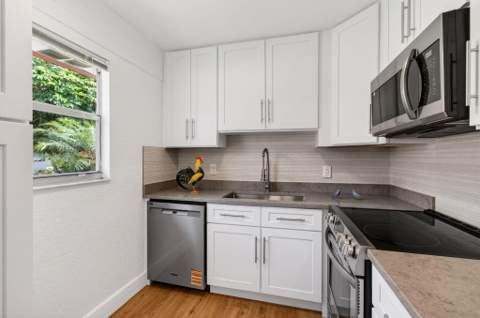 221 Waterford #J, Delray Beach FL - photo 7 of 54