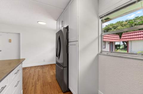 221 Waterford #J, Delray Beach FL - photo 10 of 54