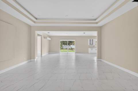 1974 SW Idaho Lane, Port St. Lucie FL - photo 10 of 48