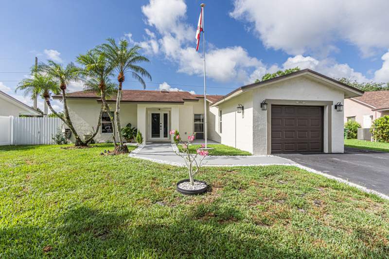 3 bedroom Single Family Residence at 16942 SW 5th Way, BONAVENTURE LAKES ADD 2, Weston — photo 3