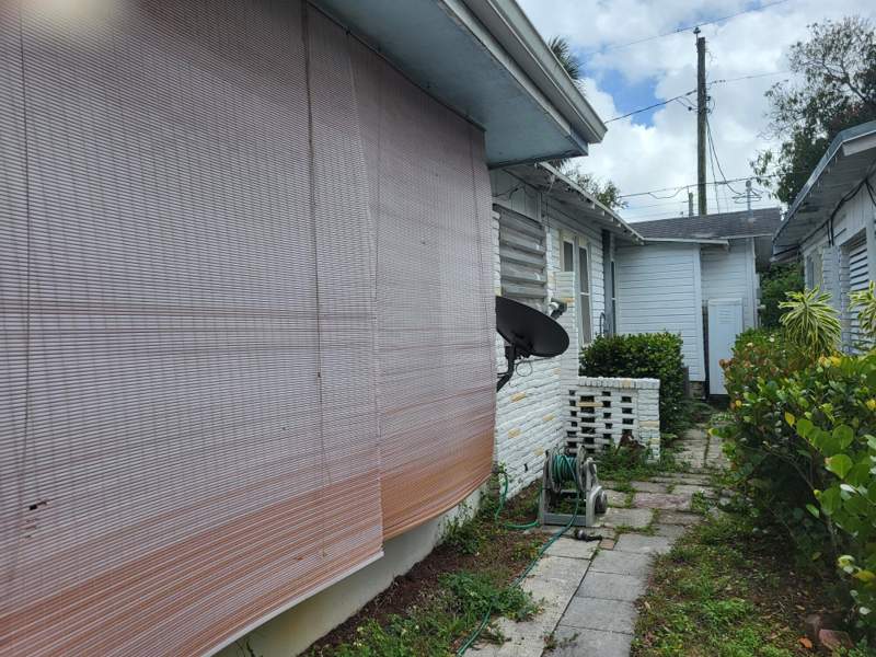 2 bedroom Single Family Residence at 500 SW 8th Street, Pinewood Place Resub Pt, Fort Lauderdale — photo 2