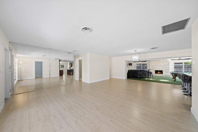 4 bedroom Single Family Residence at 1500 SE 24th Avenue, Coral Park Add, Pompano Beach — photo 4