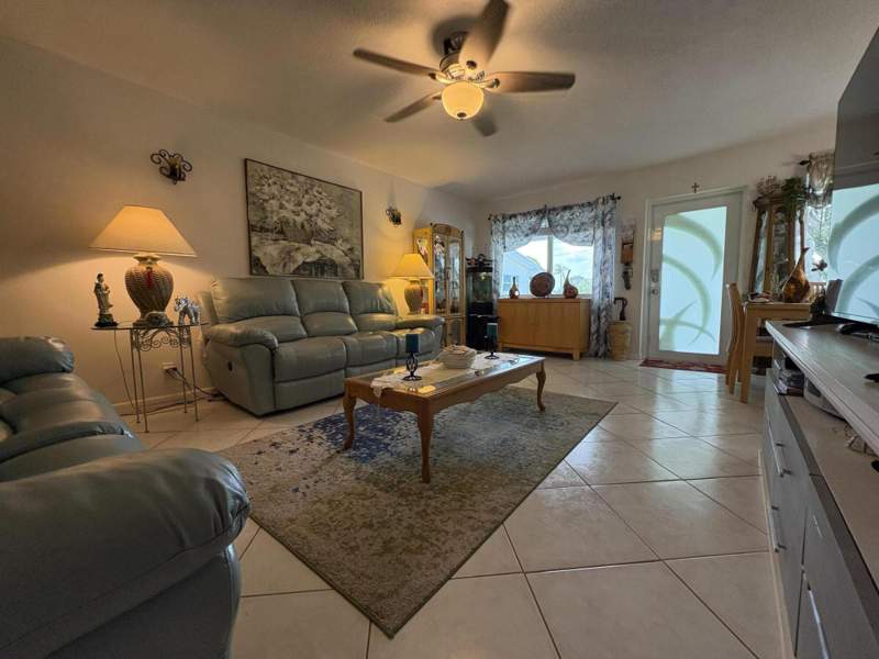 2 bedroom Condominium at 175 Bedford #G, Bedford Condo, West Palm Beach — photo 5