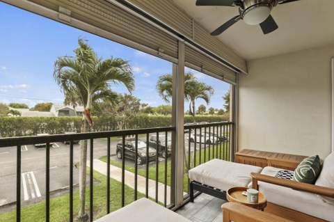 629 Sea Pine Way #D2, Greenacres FL - photo 21 of 29