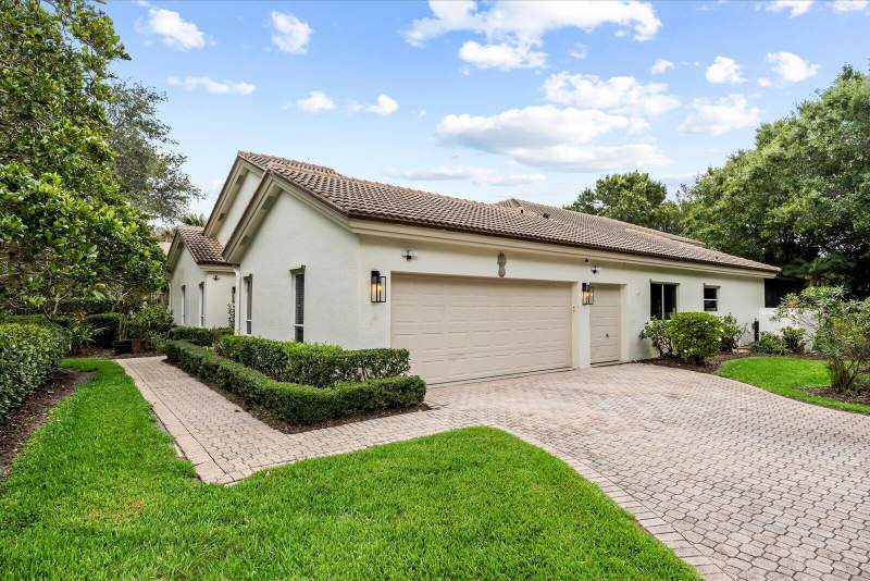3 bedroom Single Family Residence at 1515 NW Sawgrass Way, Harbour Ridge - Buttonbush Village, Palm City — photo 2