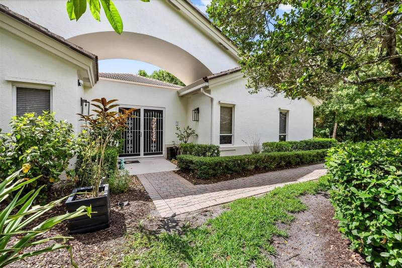 3 bedroom Single Family Residence at 1515 NW Sawgrass Way, Harbour Ridge - Buttonbush Village, Palm City — photo 3