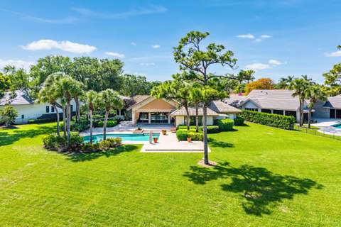 3566 Loire Lane, Palm Beach Gardens FL - photo 6 of 28