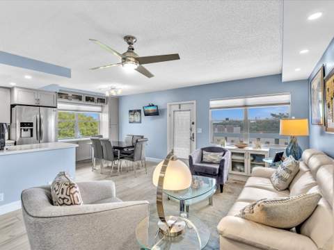 4038 Swansea B, Deerfield Beach FL - photo 9 of 38