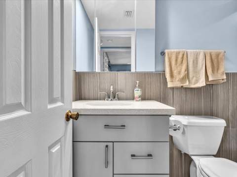 4038 Swansea B, Deerfield Beach FL - photo 18 of 38