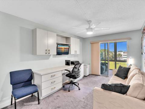 4038 Swansea B, Deerfield Beach FL - photo 15 of 38