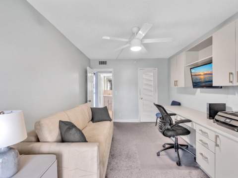 4038 Swansea B, Deerfield Beach FL - photo 16 of 38