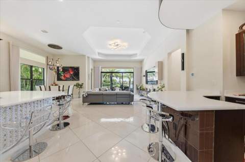 9769 Bozzano Drive, Delray Beach FL - photo 8 of 53