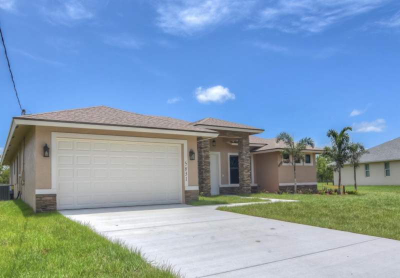 4 bedroom Single Family Residence at 5831 NW Dooley, Port St Lucie Section 46 1st Replat, Port St. Lucie — photo 3