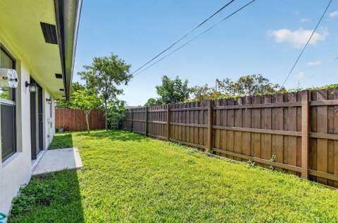 4944 Mcconnell Street, Lake Worth FL - photo 21 of 28
