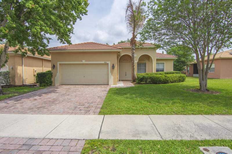 3 bedroom Single Family Residence at 5961 Spanish River Road, Portofino Shores Phase Two, Fort Pierce — photo 4