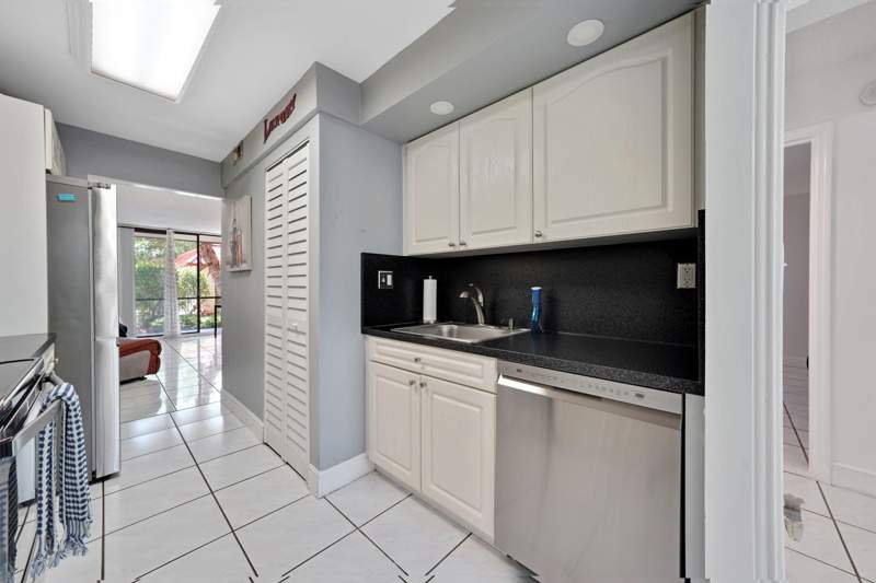 2 bedroom Condominium at 7451 NW 16th Street #108, Plantation Forest Condo, Plantation — photo 5