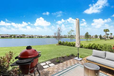 423 Acai Lane, Fort Pierce FL - photo 10 of 40