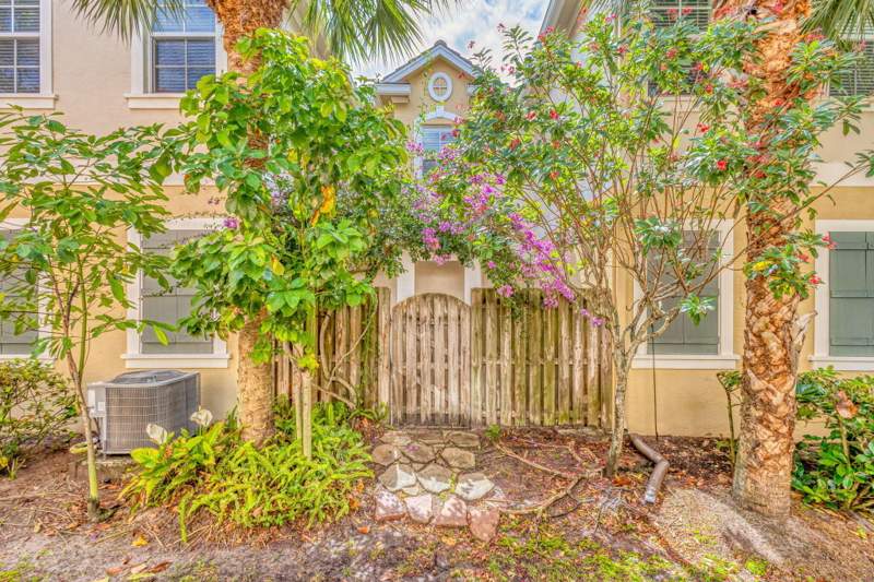 3 bedroom Townhouse at 575 Dakota Drive, Canterbury Place, Jupiter — photo 3