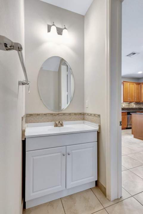 575 Dakota Drive, Jupiter FL - photo 10 of 63