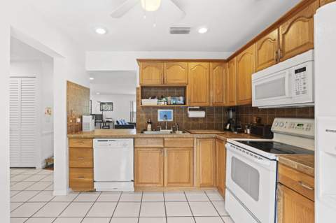 12970 Dartford Trail #6, Wellington FL - photo 13 of 44