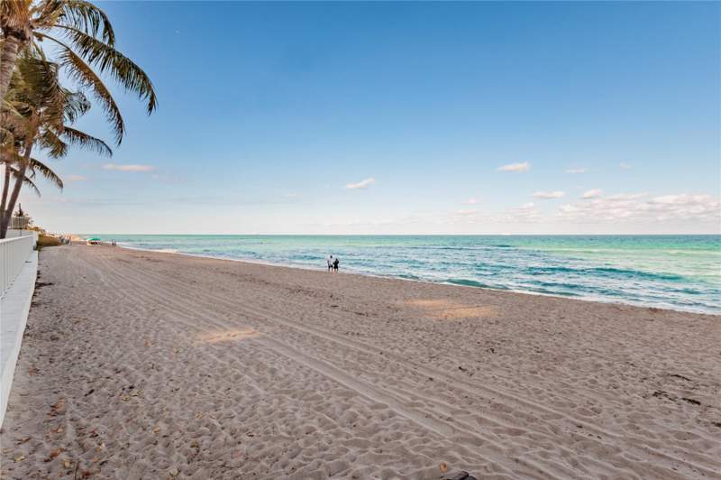 2 bedroom Condominium at 3001 S Ocean Drive #727, Residences On Hollywood Beach, Hollywood — photo 2