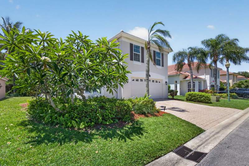 4 bedroom Single Family Residence at 5137 Elpine Way, Woodbine Par E, Riviera Beach — photo 3