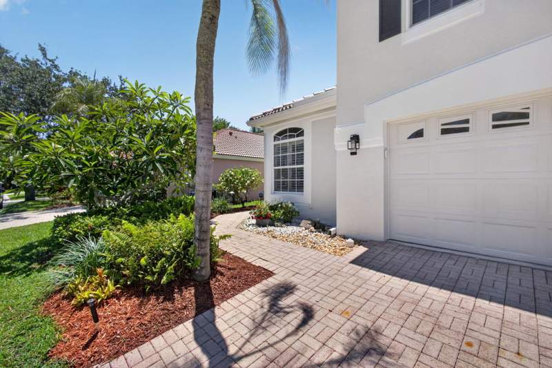 4 bedroom Single Family Residence at 5137 Elpine Way, Woodbine Par E, Riviera Beach — photo 4