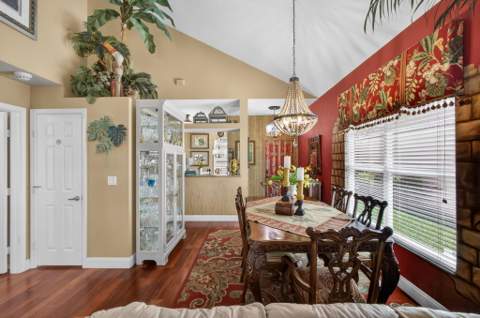 5137 Elpine Way, Riviera Beach FL - photo 11 of 103