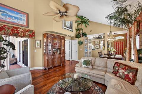 5137 Elpine Way, Riviera Beach FL - photo 15 of 103