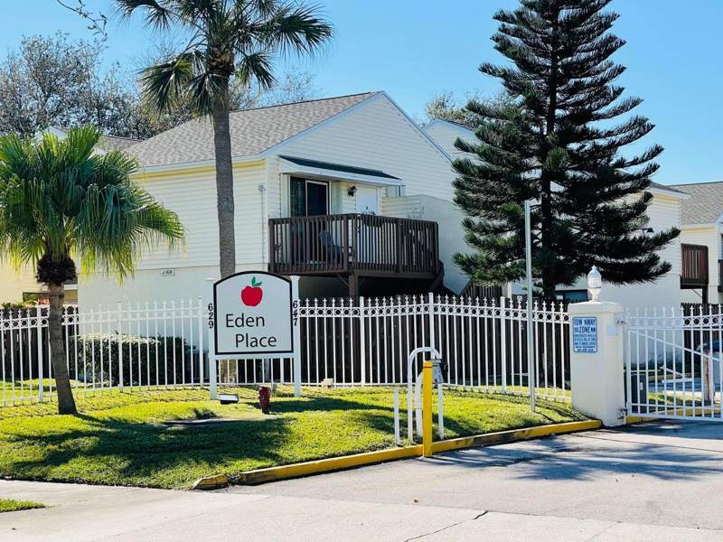 1 bedroom Condominium at 637 Executive Center Drive #N208, Eden Place Condo, West Palm Beach — photo 2