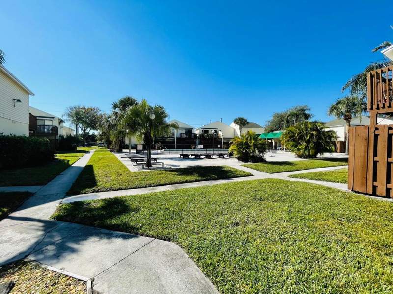 1 bedroom Condominium at 637 Executive Center Drive #N208, Eden Place Condo, West Palm Beach — photo 5