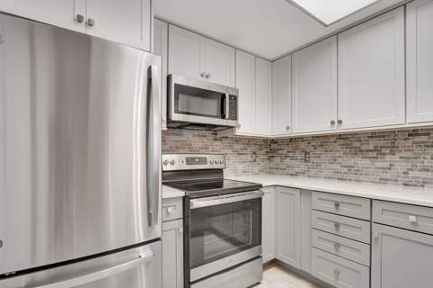 2804 Sarento Place #113, Palm Beach Gardens FL - photo 9 of 61
