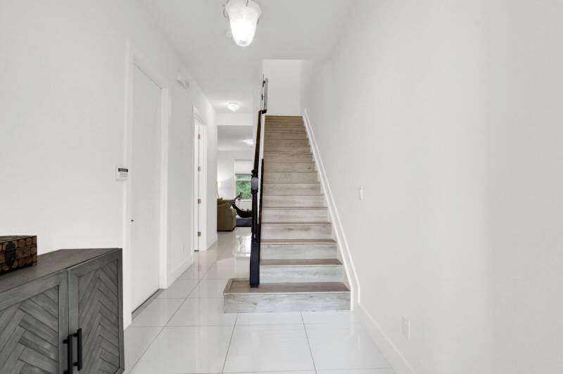 3 bedroom Single Family Residence at 7113 Kensington Court, Southampton, Palm Beach Gardens — photo 4