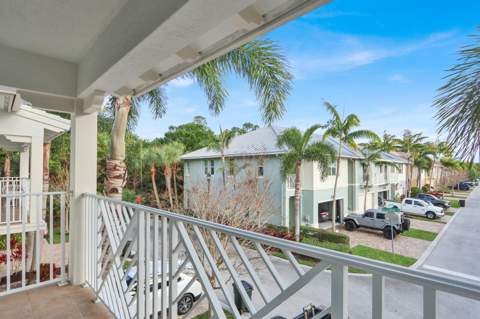 7113 Kensington Court, Palm Beach Gardens FL - photo 23 of 42