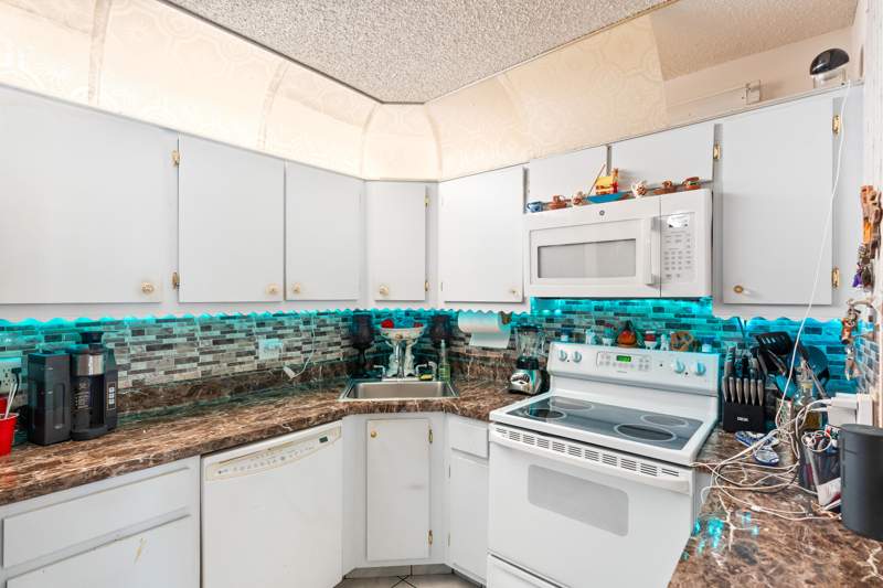 2 bedroom Condominium at 4996 Sable Pine Circle #A1, Pine Ridge At Haverhill Condo, West Palm Beach — photo 4