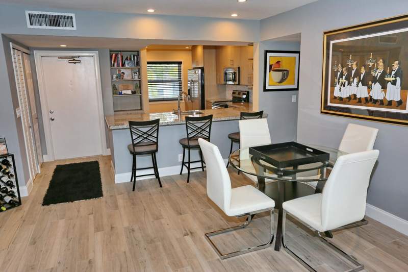 2 bedroom Condominium at 6550 S Oriole Boulevard #2050, Villages Of Oriole Deauville Condo, Delray Beach — photo 3