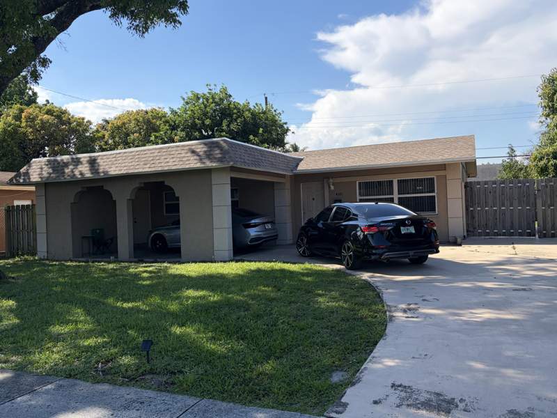 3 bedroom Single Family Residence at 4351 NW 32nd Court, Lauderdale Lakes West Gate Sec 2, Lauderdale Lakes — photo 2