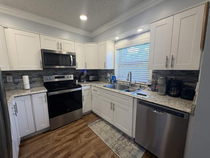 3 bedroom Single Family Residence at 4351 NW 32nd Court, Lauderdale Lakes West Gate Sec 2, Lauderdale Lakes — photo 3