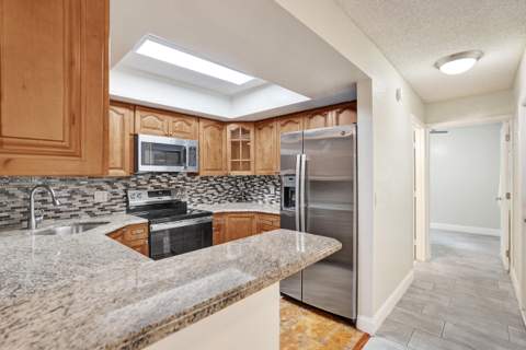 4260 Village Drive #D, Delray Beach FL - photo 11 of 33
